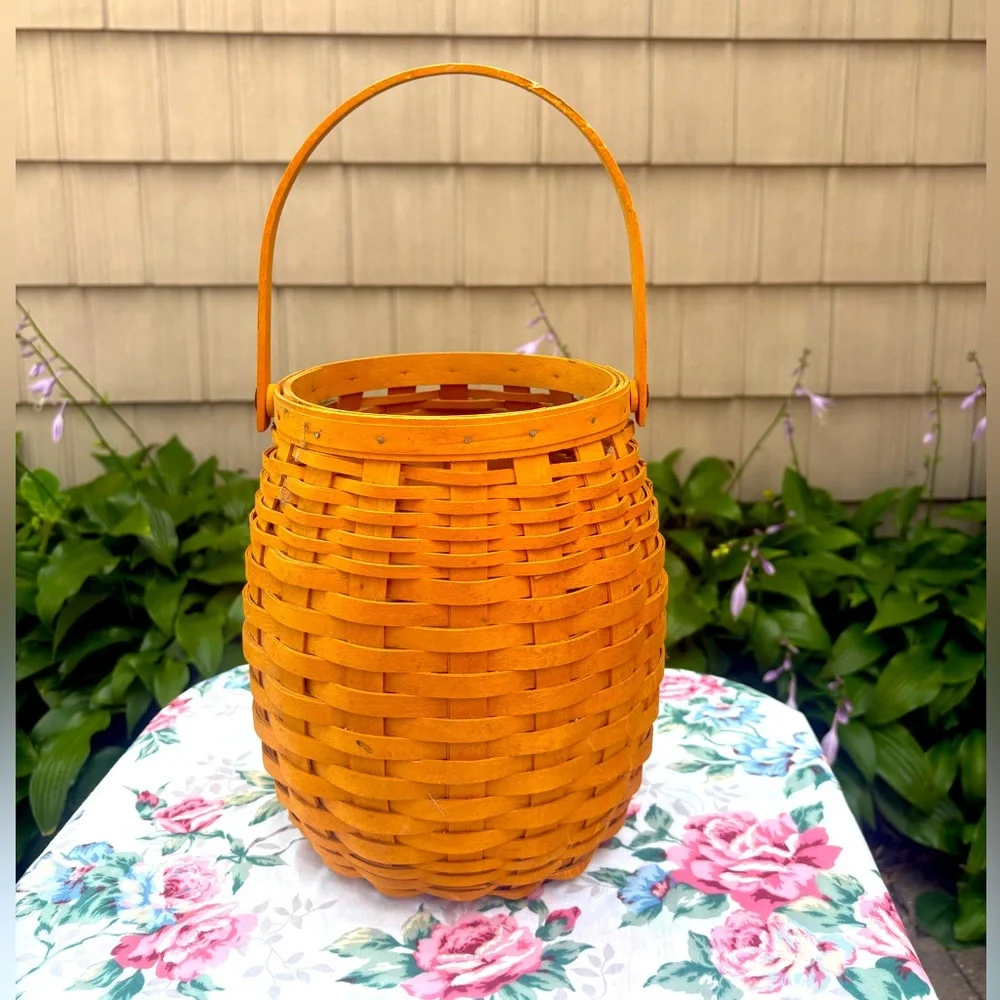 Longaberger 2000 Century Celebration Handwoven Pineapple Shaped Basket w/Handle